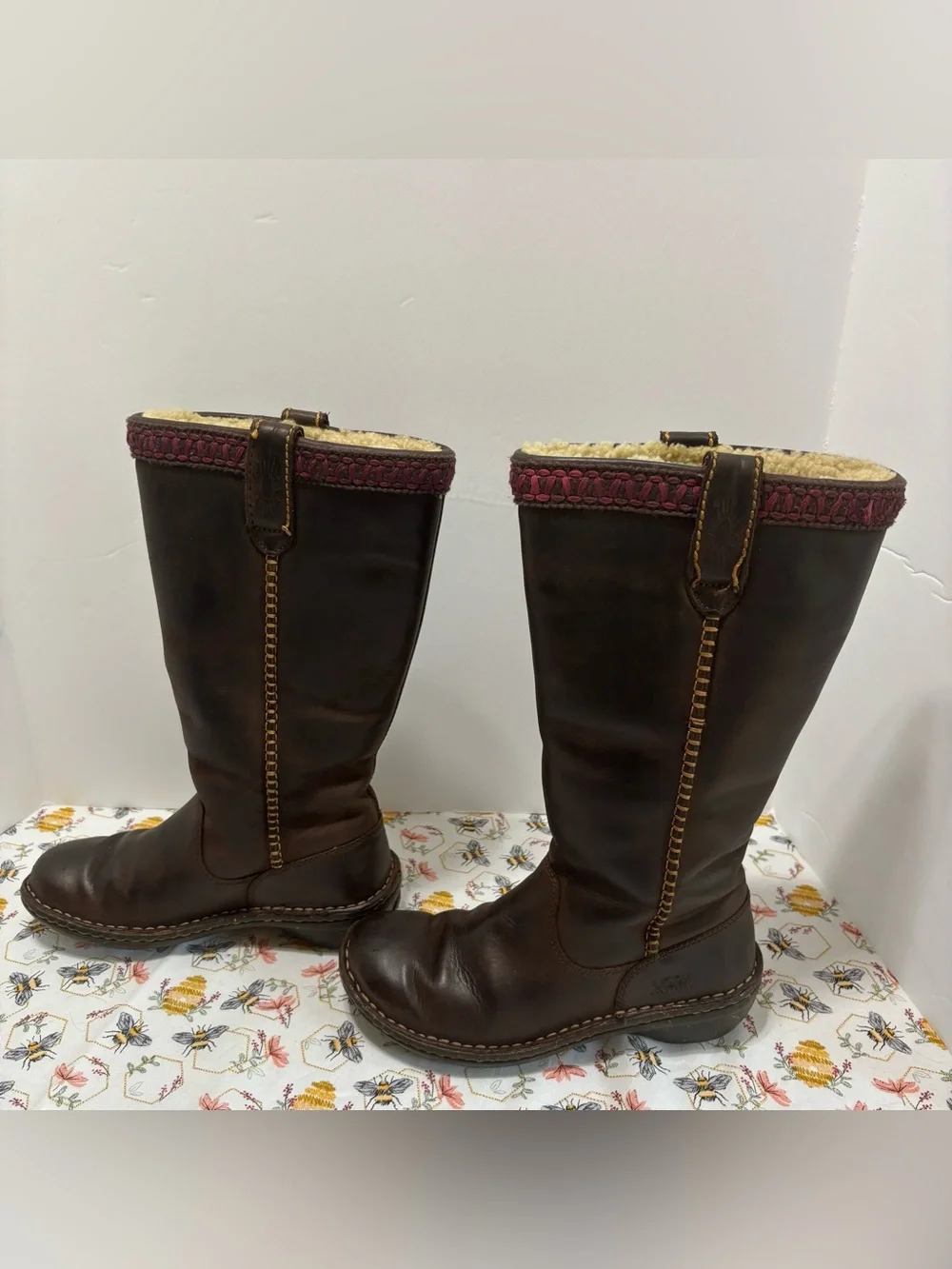 Brown Leather Shearling-Lined Knee Boots with Pink Trim